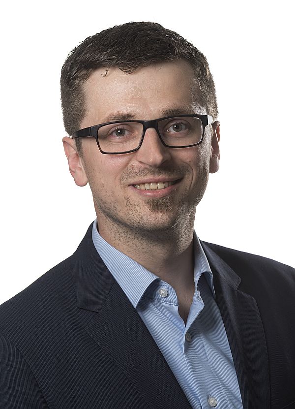 13 Martin Schwarz